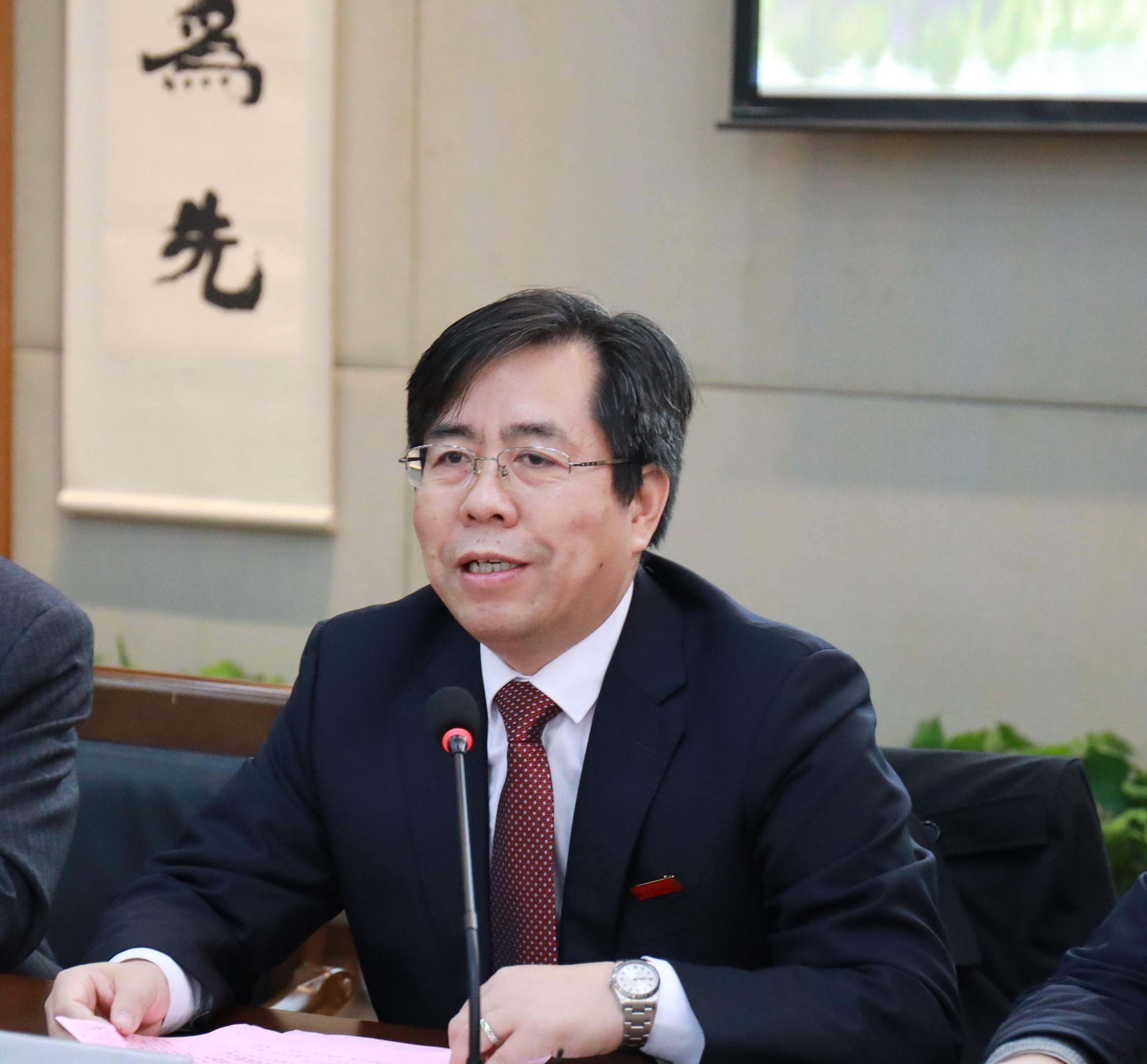 农林水院校办公室主任协作会在我校召开,校长应义斌出席会议并讲话