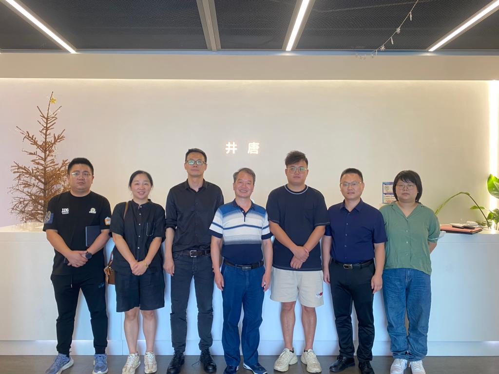 文法学院到井唐文化传媒有限公司开展“访企拓岗”活动